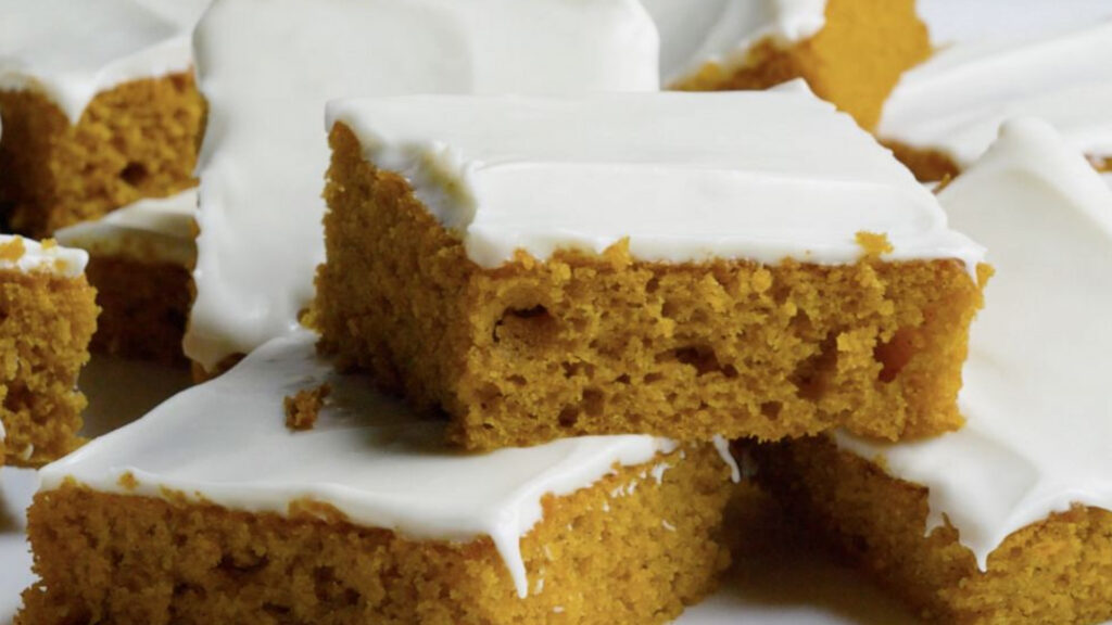 pumpkin bars with cream cheese frosting